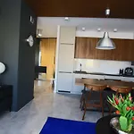 Bohaterow Kragujewca 6 Apartment