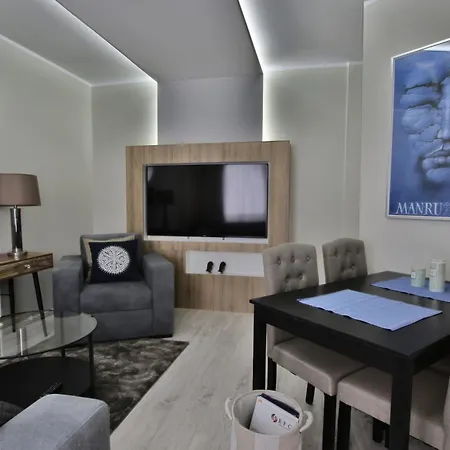 Bohaterow Kragujewca 6 Apartman *