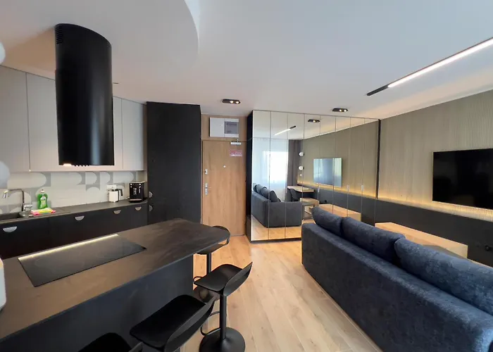 Bohaterów Kragujewca 6 Apartament *