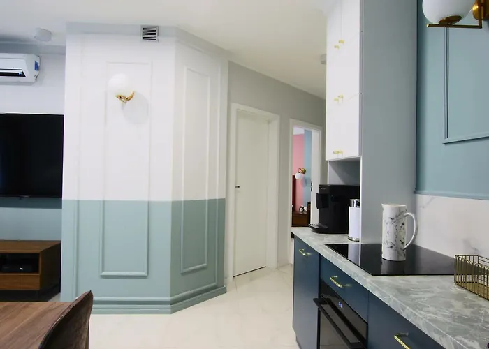 Bohaterów Kragujewca 6 *